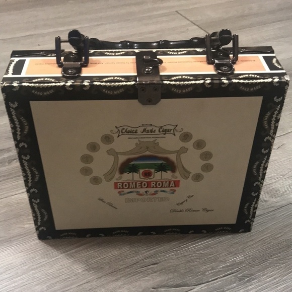 Vintage Cigar Box “So Chic” Embroidered & Beaded Handbag - Picture 3 of 10